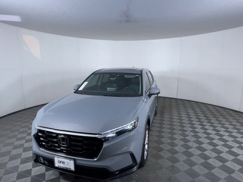 Used 2024 Honda CR-V EX-L image 3