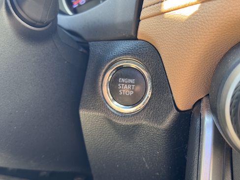 Used 2020 Toyota RAV4 XLE Premium AWD/4WD image 36