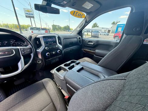 Used 2021 GMC Sierra 1500 SLE w/ X31 Off-Road Package AWD/4WD image 14
