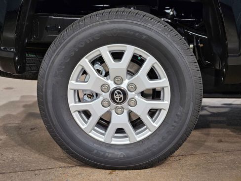 New 2026 Toyota Tacoma SR5 AWD/4WD image 22