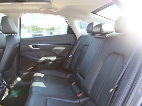 Used 2022 Hyundai Sonata Limited w/ Cargo Package FWD image 29