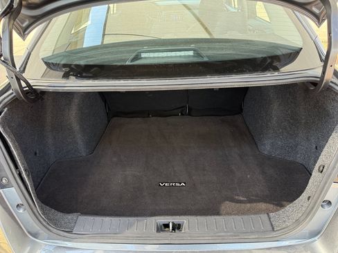 Used 2025 Nissan Versa SV w/ Trunk Package FWD image 31