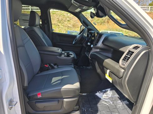 New 2026 RAM 3500 Tradesman AWD/4WD image 24