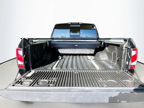 Used 2021 Nissan Titan PRO-4X w/ Pro-4x Utility Package AWD/4WD image 26