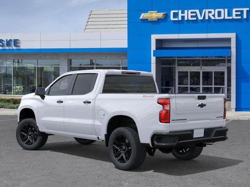 New 2026 Chevrolet Silverado 1500 Custom Trail Boss w/ LPO, Dark Essentials Package image 3