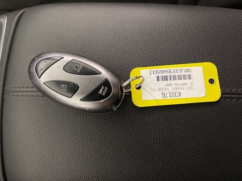 Certified 2025 Hyundai Tucson SEL FWD image 26