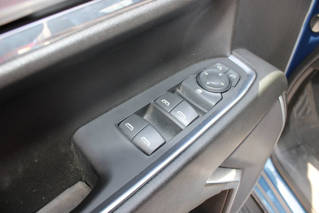 Used 2024 Chevrolet Silverado 1500 RST w/ Z71 Off-Road Package AWD/4WD image 36