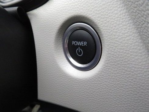 Used 2023 Toyota Corolla LE image 19