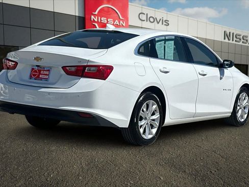 Used 2024 Chevrolet Malibu LT FWD image 3