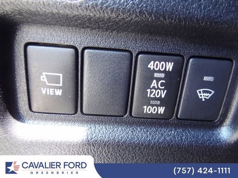 Used 2023 Toyota 4Runner Limited AWD/4WD image 18