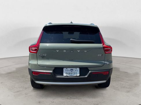 Used 2025 Volvo XC40 B5 Plus AWD/4WD image 5