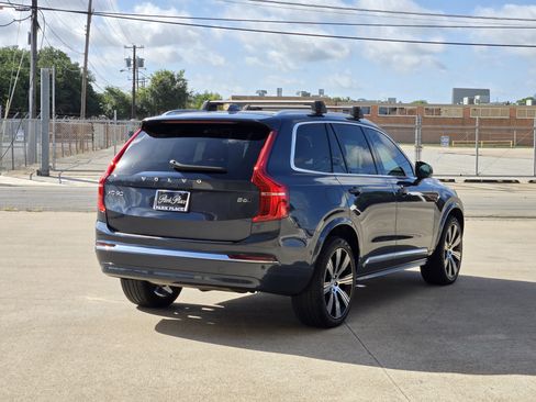Used 2023 Volvo XC90 B6 Ultimate w/ Protection Package Premier AWD/4WD image 9