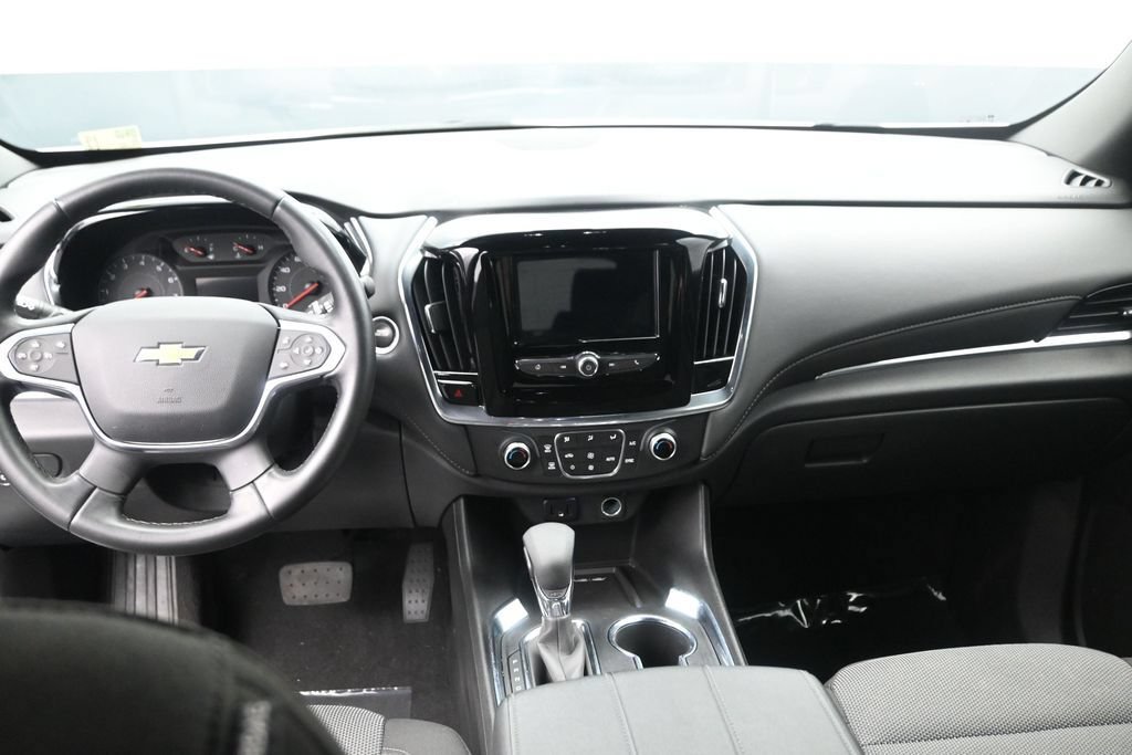 Used 2024 Chevrolet Traverse LT FWD image 15