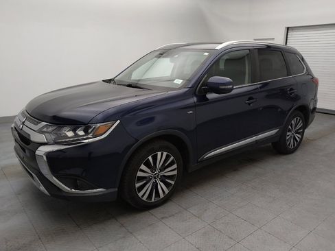 Used 2019 Mitsubishi Outlander GT image 2