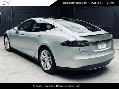 Used 2014 Tesla Model S P85 image 5