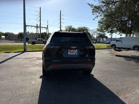 New 2026 Chevrolet Equinox LT w/ Safety and Technology Package FWD image 9