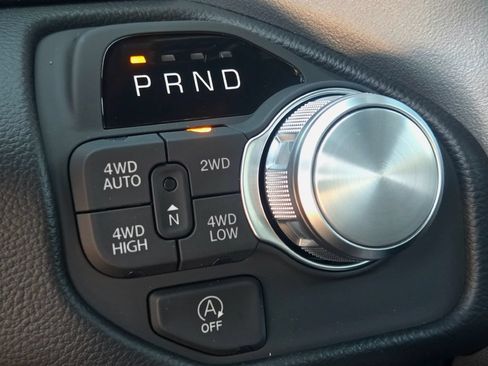 New 2027 RAM 1500 Laramie w/ Night Edition AWD/4WD image 32
