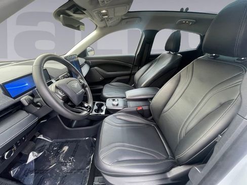 Used 2022 Ford Mustang Mach-E Premium image 10