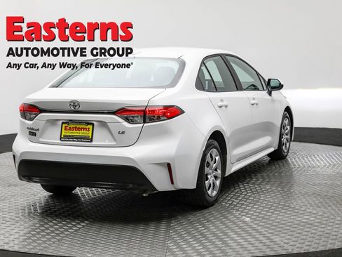 Used 2024 Toyota Corolla LE image 5