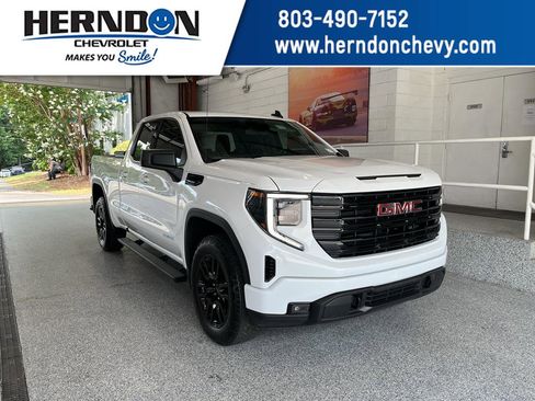 Used 2023 GMC Sierra 1500 Elevation AWD/4WD image 1