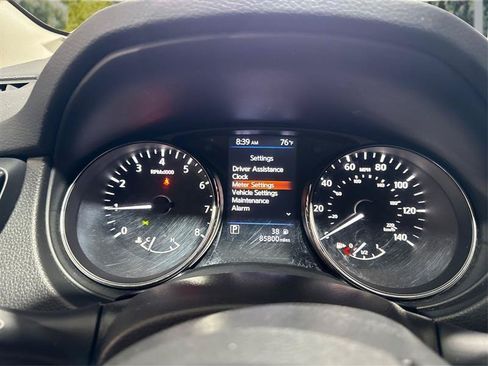 Used 2020 Nissan Rogue Sport SV AWD/4WD image 17
