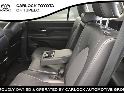 Used 2025 Toyota Grand Highlander FWD image 34