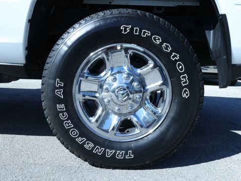 Used 2022 RAM 2500 Tradesman w/ Chrome Appearance Group image 42