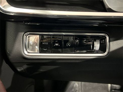 New 2025 Buick Envision Sport Touring image 18