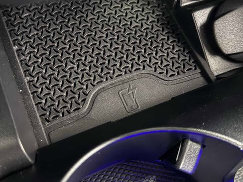 Used 2023 Mercedes-Benz E 63 AMG S image 39