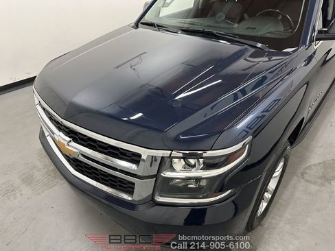 Used 2019 Chevrolet Suburban LT image 27