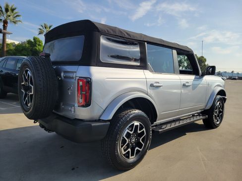 Used 2021 Ford Bronco Outer Banks image 5