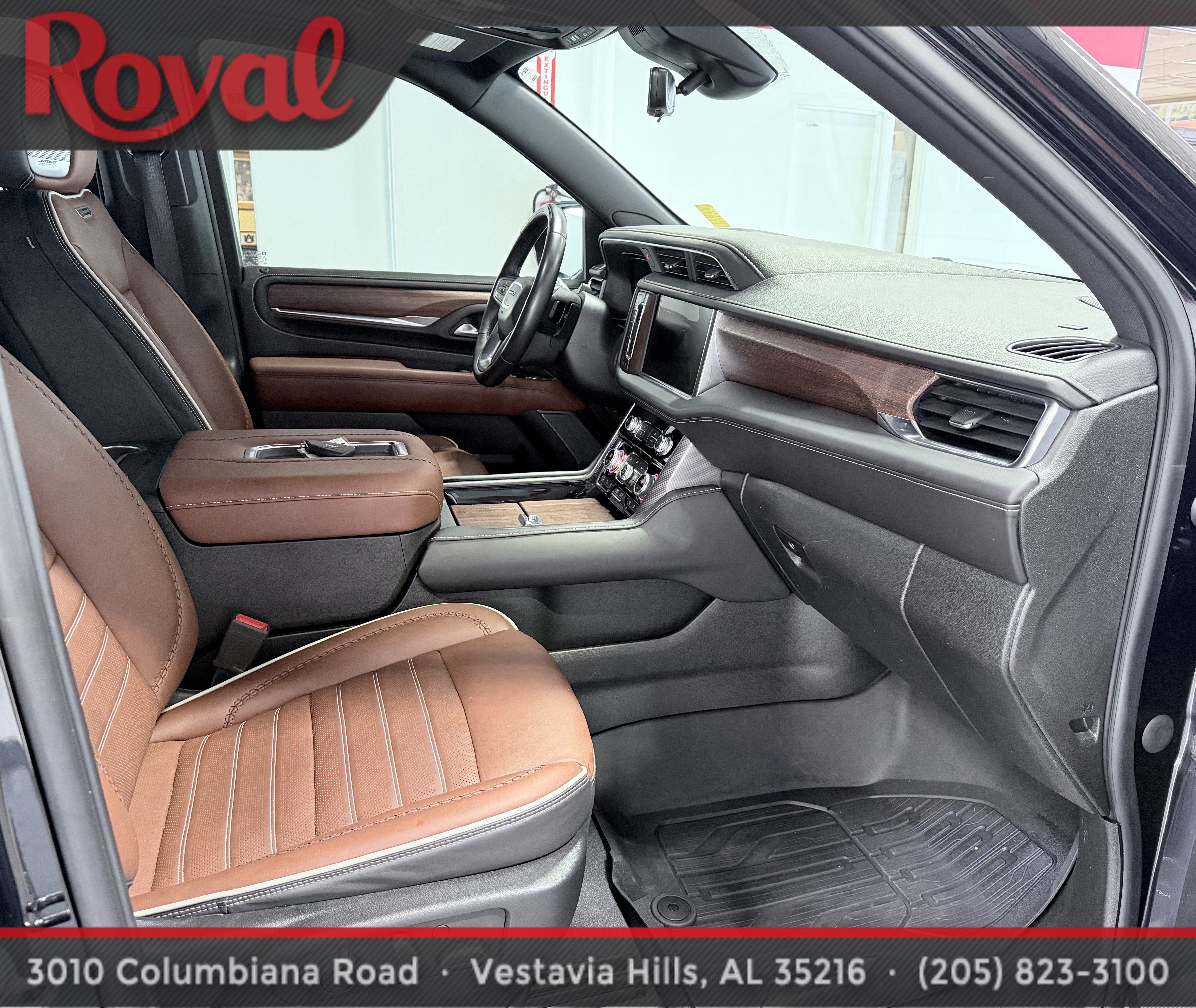 Used 2023 GMC Yukon XL Denali Ultimate AWD/4WD image 14