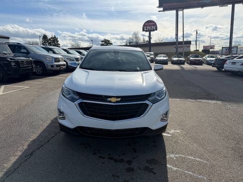 Used 2021 Chevrolet Equinox LT image 3