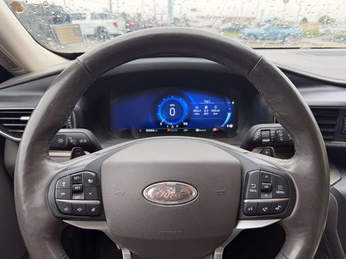 Used 2020 Ford Explorer Platinum AWD/4WD image 19