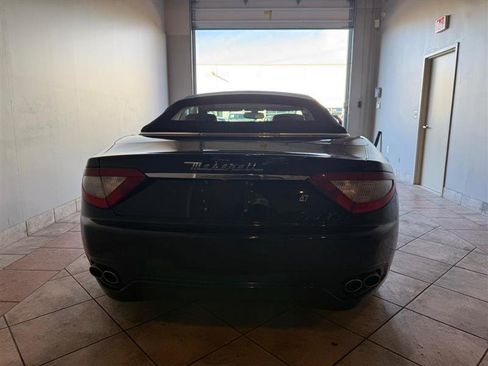 Used 2010 Maserati GranTurismo Convertible image 52