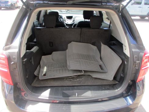 Used 2017 Chevrolet Equinox LT w/ Convenience Package FWD image 6