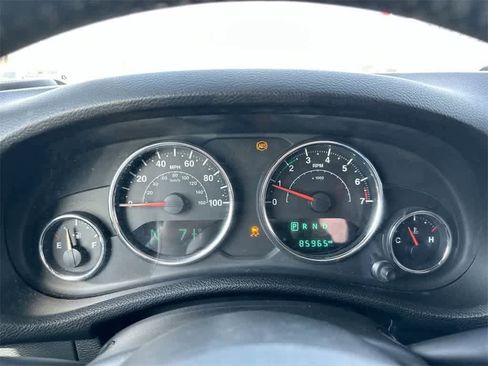 Used 2016 Jeep Wrangler Unlimited Sport w/ Connectivity Group image 35