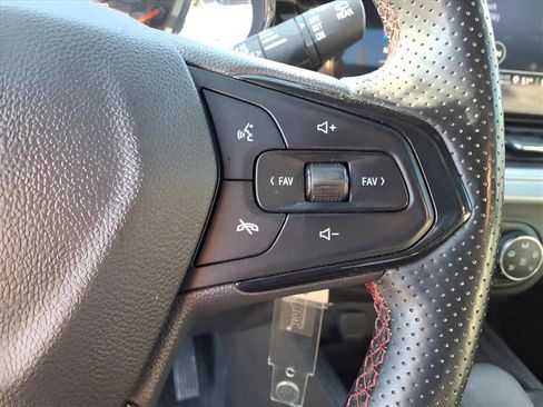 Used 2024 Chevrolet Trax RS image 20