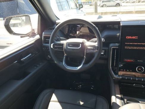 New 2026 GMC Yukon Denali image 13