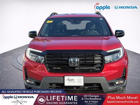 Used 2024 Honda Passport Black Edition image 2