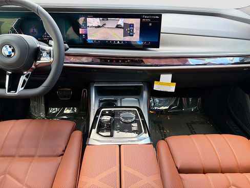 New 2026 BMW 760i xDrive w/ Executive Package AWD/4WD image 18