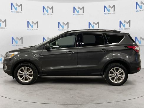 Used 2018 Ford Escape SEL image 2