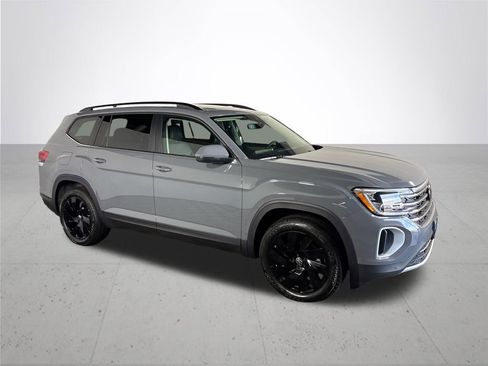 New 2026 Volkswagen Atlas SE AWD/4WD image 4
