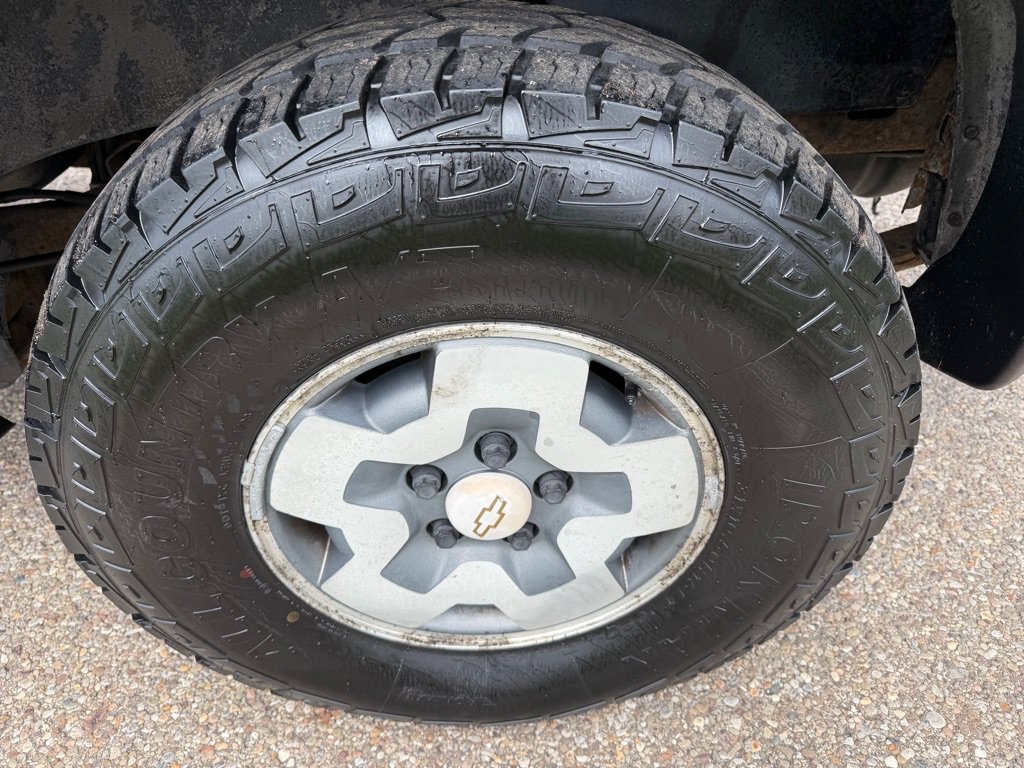 Used 1998 Chevrolet Blazer LS w/ Preferred Equipment Group AWD/4WD image 17