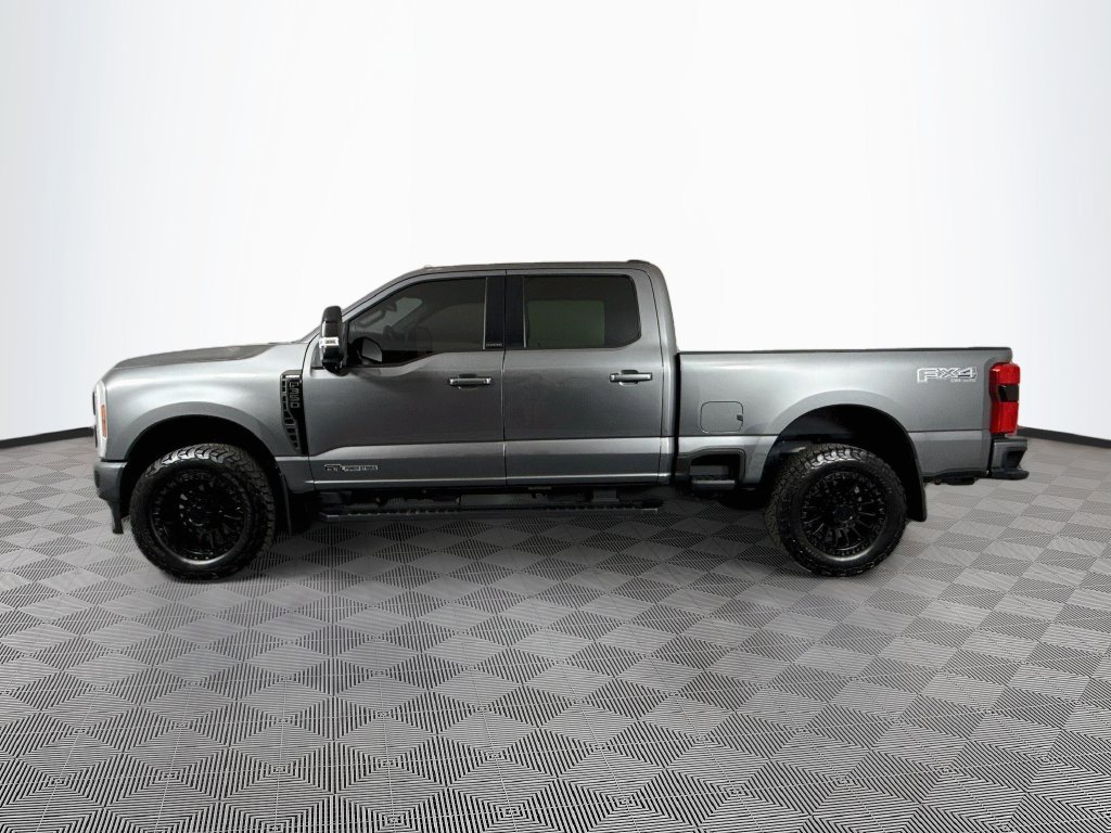 Used 2026 Ford F350 Lariat w/ Black Appearance Package AWD/4WD image 4