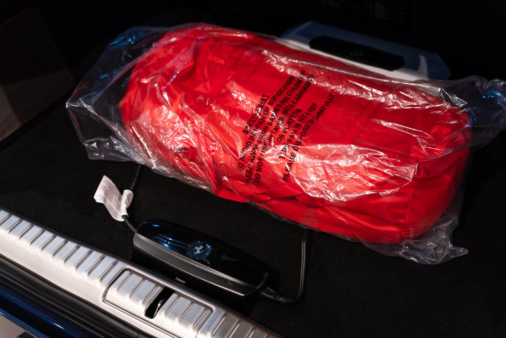 Used 2026 Ferrari Purosangue AWD/4WD image 24