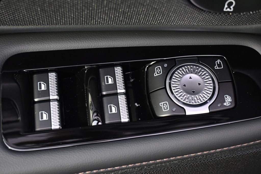 New 2026 Lincoln Nautilus Premier w/ Equipment Group 102A AWD/4WD image 23