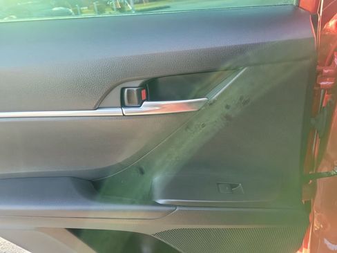 Used 2023 Toyota Camry LE image 8