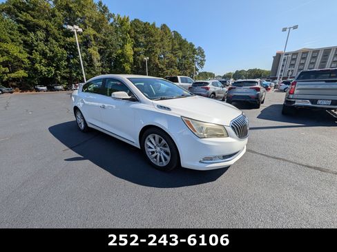 Used 2015 Buick LaCrosse Leather FWD image 4