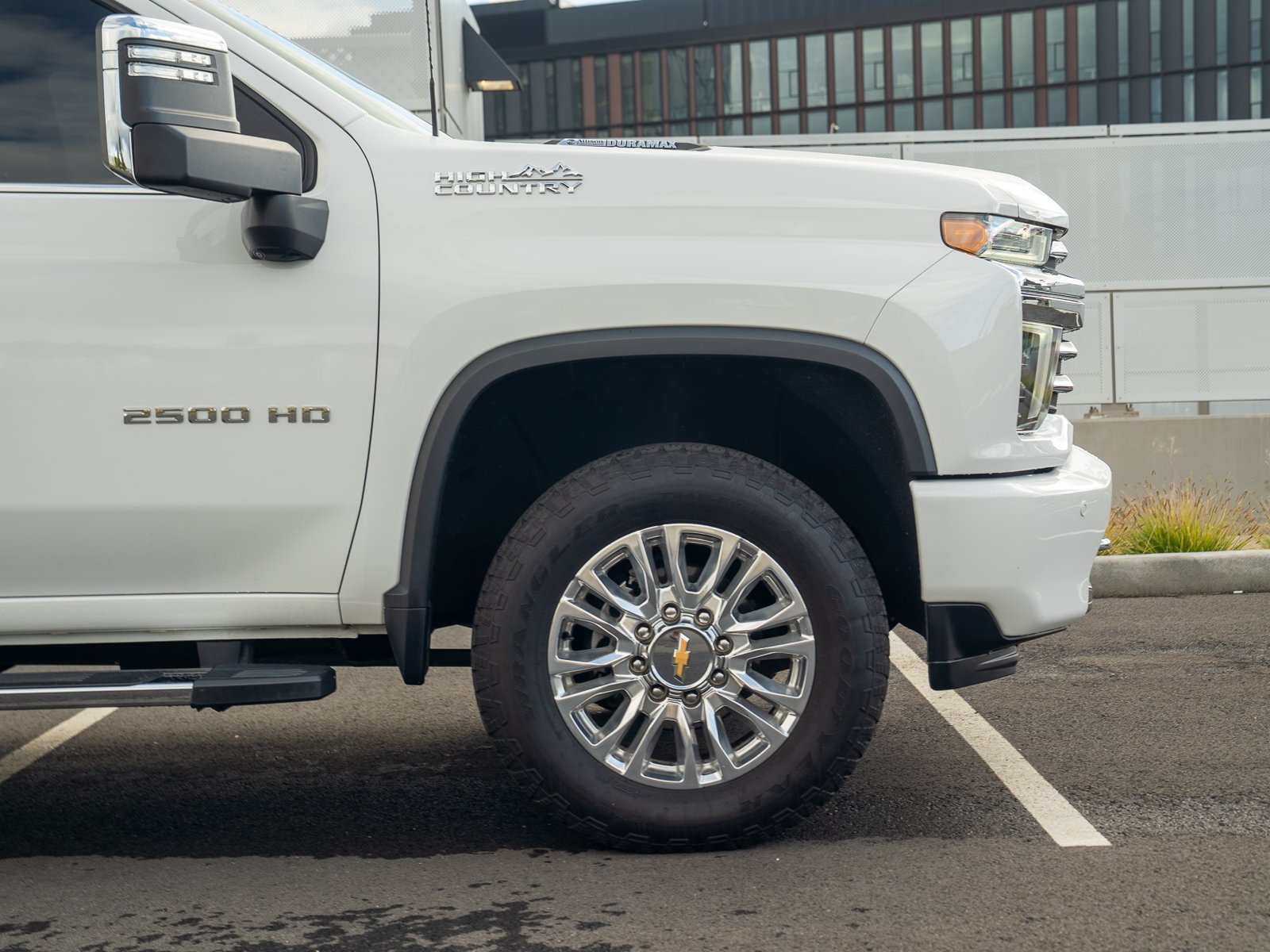 Used 2023 Chevrolet Silverado 2500 High Country AWD/4WD image 14